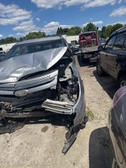 2014 Ford Explorer XLT - Primary Damage Right Image
